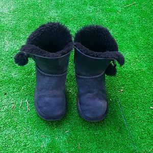 Ugg ankle boots black for girls